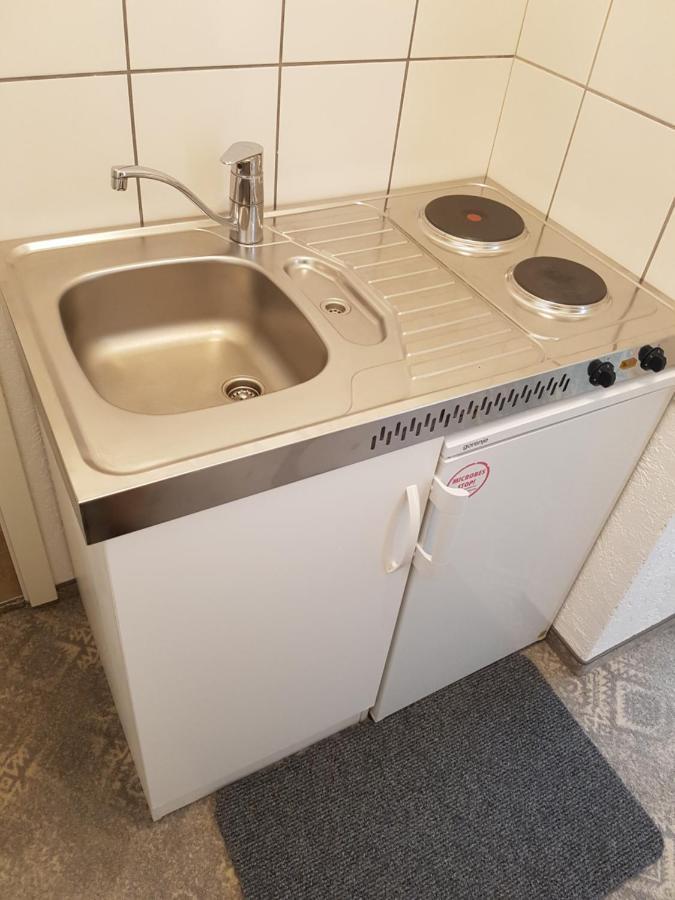 بيت شباب Wohnen Auf Zeit Nahe Leipziger Messe المظهر الخارجي الصورة